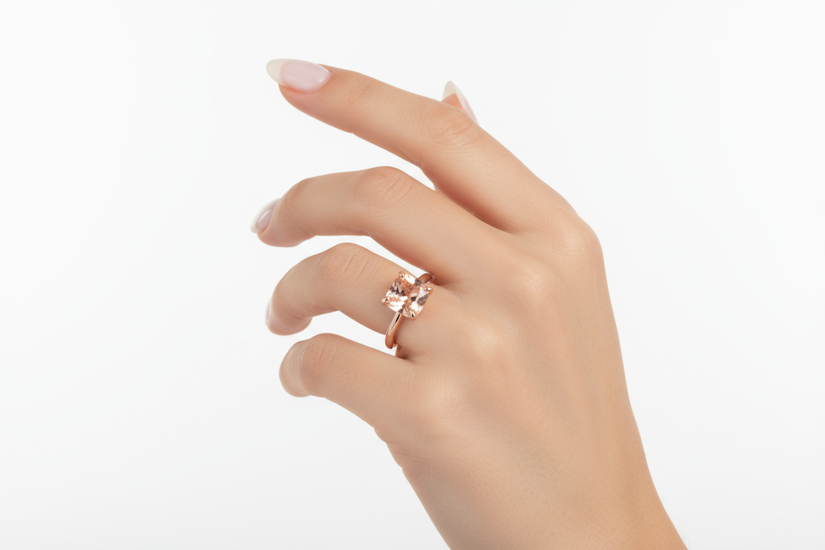Elegant Rose Gold Band Ring