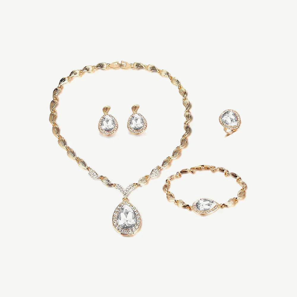 Catier Gold Love Ring